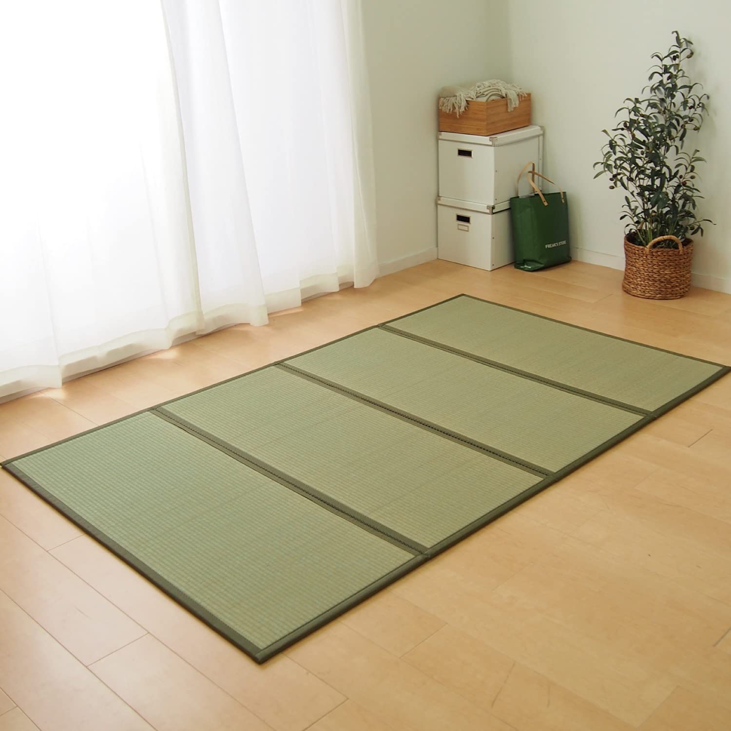 Amazon | 4つ折り畳マットレス 約120×200cm セミダブル 『鞍馬』 い草